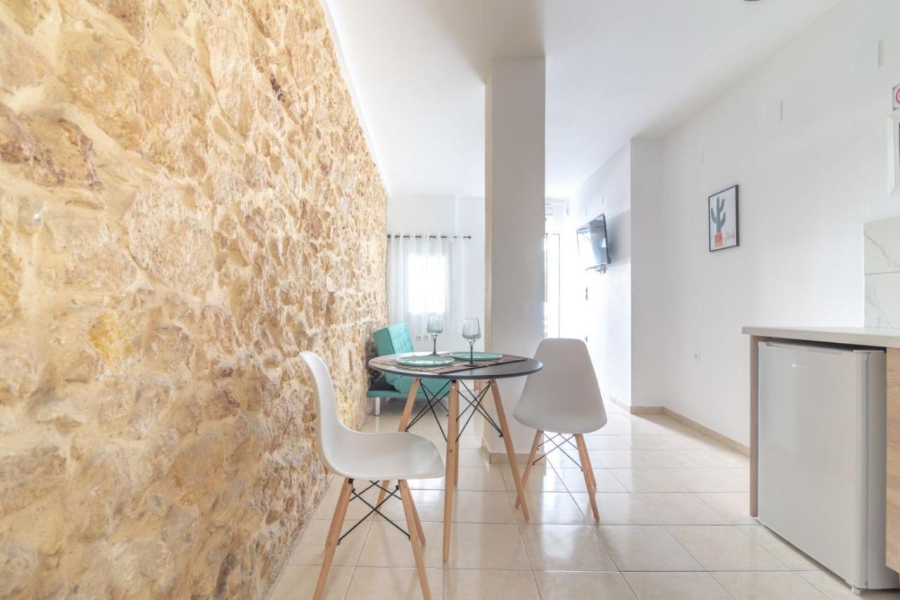 1 Bedroom Apartment Opposite Medical Center Iraklion Buitenkant foto